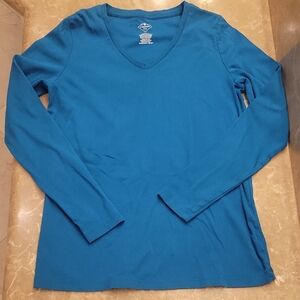 St. John's Bay Deep Teal 100% Cotton V-neck Tee, L